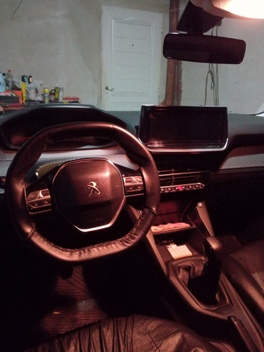 Peugeot 208 1.2 New Like