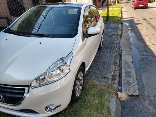 Peugeot 208 1.6 Allure Touchscreen 2016