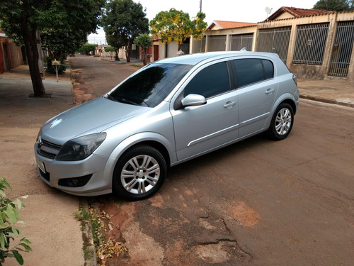 Vectra Gt 2010