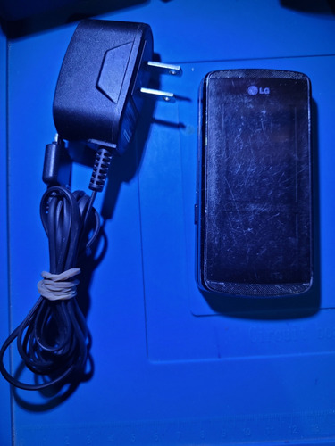 LG Kf600 Venus Retro,con Cargador Telcel Con Señal Leer Descripcion. Celular Retro Clasico Coleccion Vintage Nokia 1100 1108 1208 N8 5610 5130 iPhone (Usado)