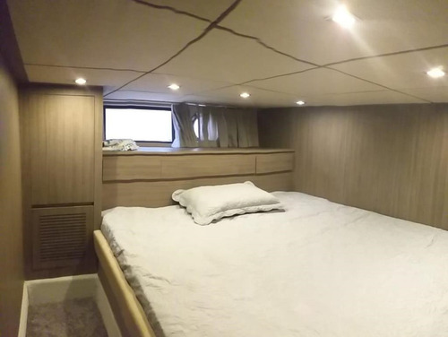 Imagem 4 de 25 de Cimitarra 54 S - 2017 - 2x Volvo Ips 600 - Ñ Triton Nx Sessa