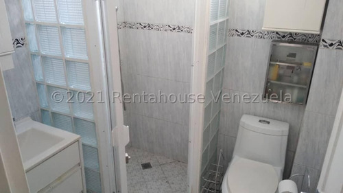 Imagen 5 de 17 de Acogedor Apartamento En Venta. Urb. Chacao. Mls #22-3913 Vanessa Sayago. 04125866548