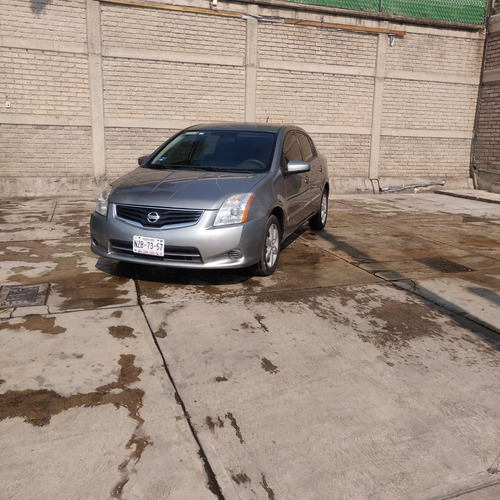 Nissan Sentra Sedan 2012
