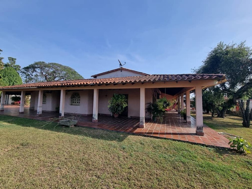 Se Vende Casa En San Diego  La Lopera Foc-1260 