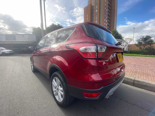 Imagen 7 de 15 de Ford Escape 2017 2.0 Se 245 Hp 4x2