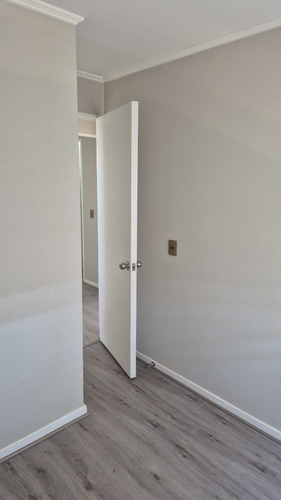 Arriendo Hermosa Casa En Condomino Buin