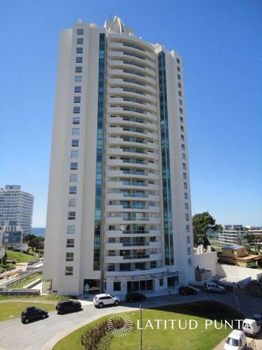 Piso Alto En Brava- Ref: 1188