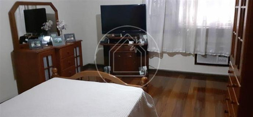 Casa - Ref: 875157