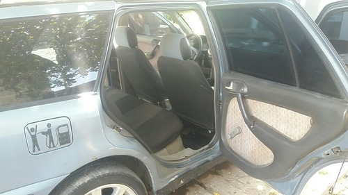 Volkswagen Parati 2000 1.0 16v 5p