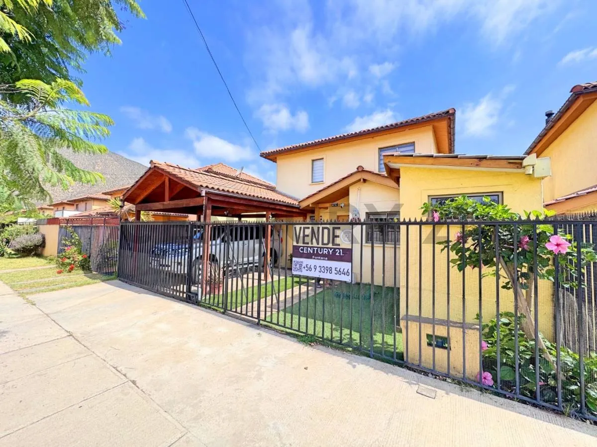 Imagen 1 de 26 de Se Vende Casa De 3 Dormitorios Y 3 Baños En Ulriksen
