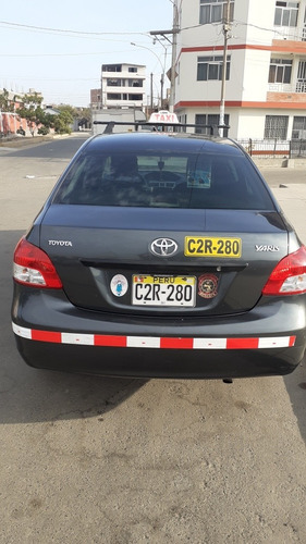 Toyota Yaris 2012 Yaris Version Full