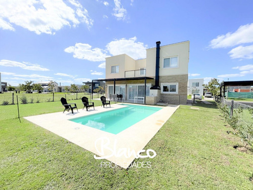 Casa En Alquiler En Puertos Del Lago, Barrio Acacias, Escobar, G.b.a. Zona Norte