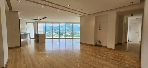 Alquiler Apartamento En Terrazas Del Country.