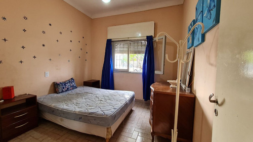 Casa En Ph De Dos Dormitorios En Barrio Pacifico