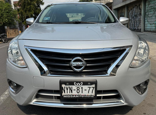 Nissan Versa 1.6 Exclusive L4 At