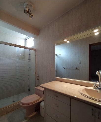 Imagen 10 de 12 de Apartamento En Res El Bosque En Venta
