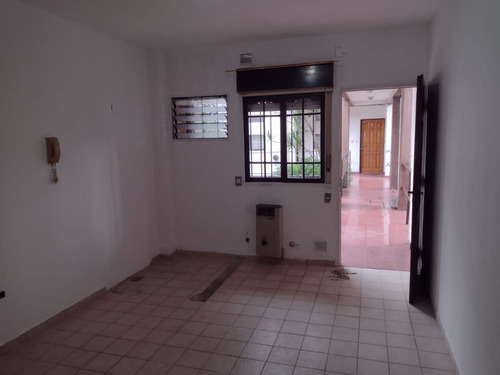 Departamento De 1 Dormitorio 11 43 Y 44