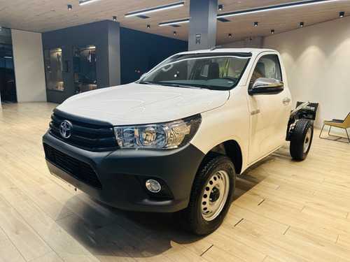 Toyota Hilux 2.7 Chasis 4X2
