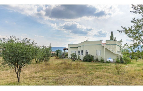 Imagen 2 de 26 de Casa Verde - Turnkey