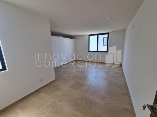 Casa A Estrenar En Renta En Zibata Ii, Dentro De Condominio