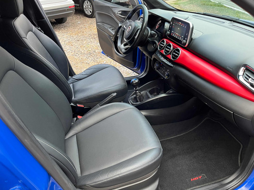 Imagen 10 de 21 de Fiat Argo 2018 1.8 Hgt