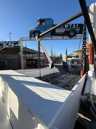 Mercedes Benz Atron 1720 Portavolquetes Rentaltrucks Vial