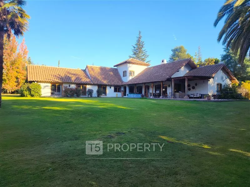 Espectacular Casa En Condominio Nogales, Machalí