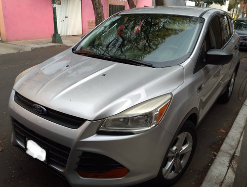 Ford Escape 2.5 S Plus Mt