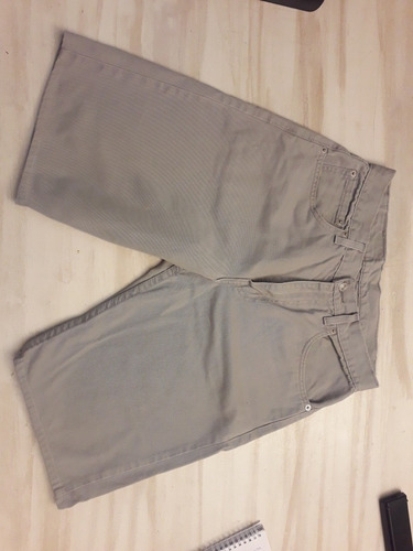Bermuda De Jean Levis 505