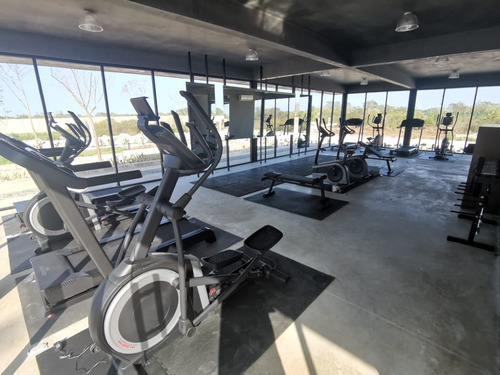 Lote En Tamora, La Privada Mas Completa Con Casa Club Y Amen