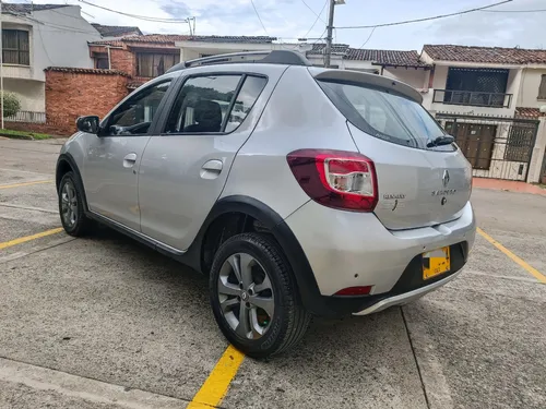 Renault Stepway 1.6 Dynamique Automática