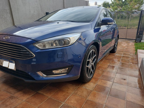 Ford Focus III 2.0 Sedan Titanium Mt