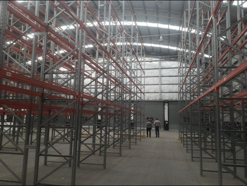 Imagen 2 de 3 de Depósito De 1800 M2 Cubiertos En Hurlingham