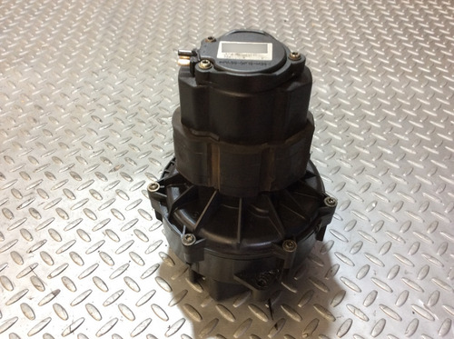 Bomba Secundaria De Aire Mercedes Ml320 3.2 Aut Mod 98-03 (Usado)