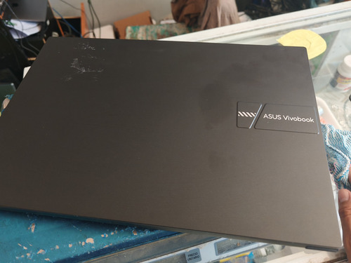 Asus Vivobook 16 X1605va 8ram, 512ssd, Corei5 13va Negro (Usado)
