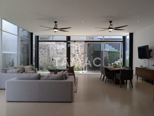 Casa En Venta En Exclusiva Comunidad Cerrada En Burgos Corinto, Temixco