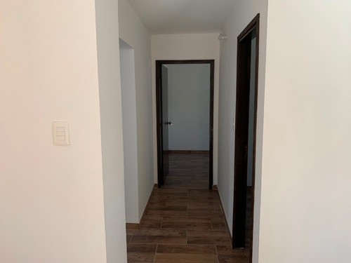 Casa En P.h Alquiler 2 Dormitorios Unión Con Patio Sin G.c
