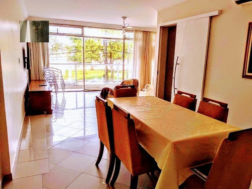 Imagem 8 de 29 de Apartamento A Venda No Bairro Gonzaga Em Santos - Sp. - 647-1