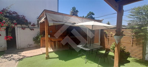 Imagen 20 de 27 de Casa En Venta De 5 Dorm. En La Florida