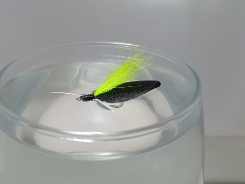 Mosca Seca Para Carpa Fly X 3 Unidades Negro