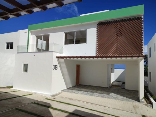 Villa Recién Terminada En Residencial Privado De Puerto Plat