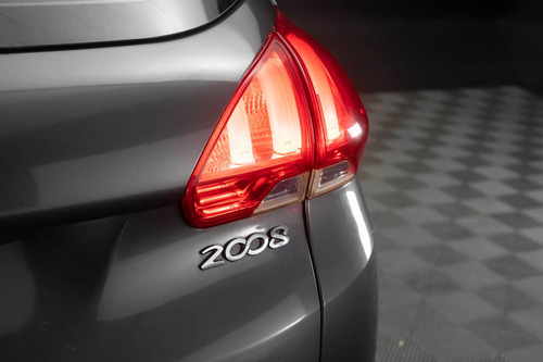 Imagen 15 de 25 de Peugeot 2008 Impecable! - Motorland Permuto / Financio
