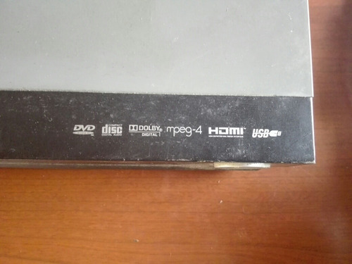 Reproductor Dvd Sanyo Modelo 9309a Con 70 Cd Aprox.