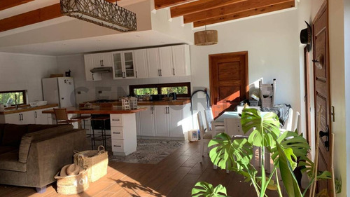 Arriendo Acogedora Casa Amoblada 3d 2b Piscina, Sector Pasco