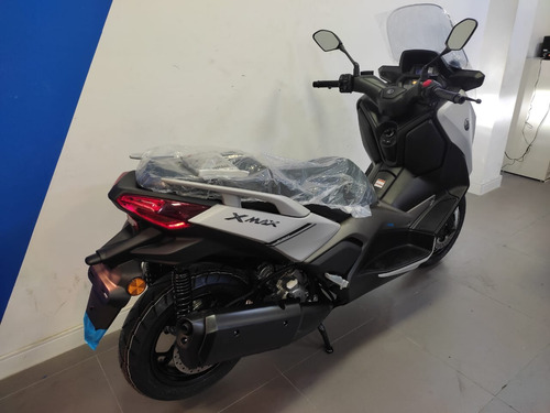 Xmax 250 Connected 2025