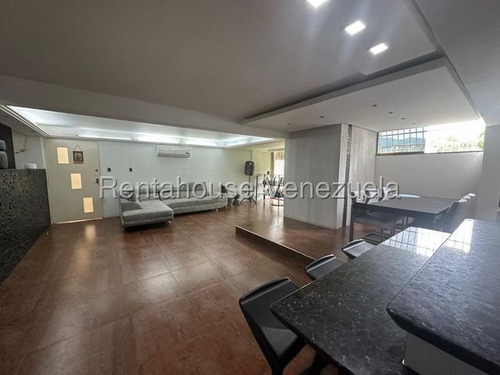 Apartamento Duplex Piso Bajo Con En Venta Montalban I Res. Pozo De Agua Fanny Calderon Rentahouse