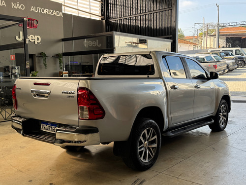 Toyota Hilux 2.8 Tdi Srv Cab. Dupla 4x4 Aut. 4p