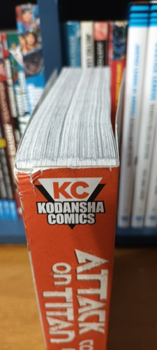 Attack On Titan Colossal Edition Completo Pack (inglés)