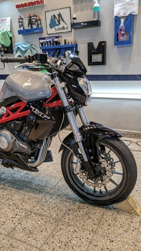 Imagen 7 de 15 de Benelli Tnt 300