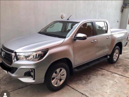 Toyota Hilux 2.8 Cd Srv 177cv 4x4